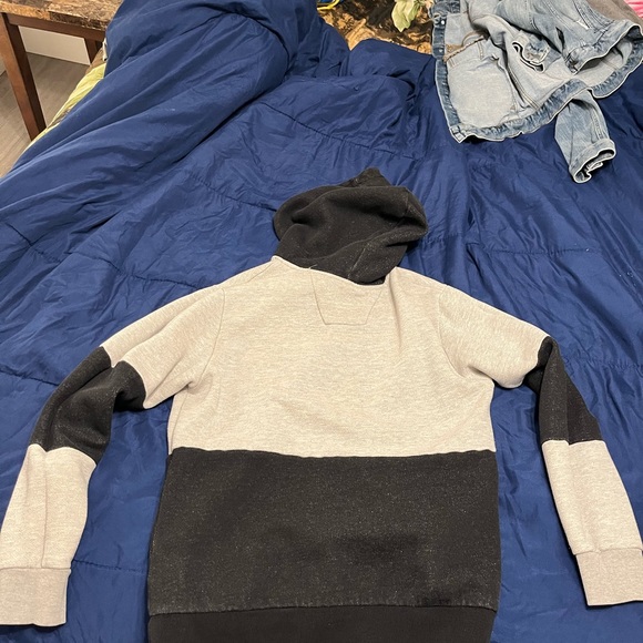 Volcome Two Tone Hoodie - Picture 3 of 3